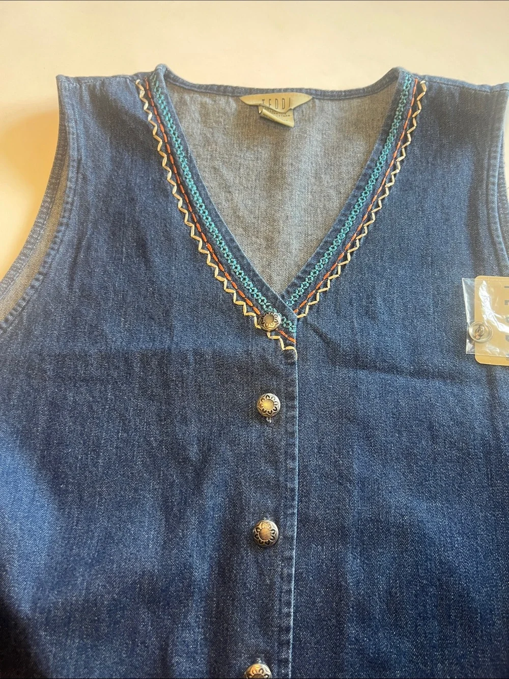 VTG Teddi Denim Vest M NWT 90s Aztec Southwestern Embroidered Jean Cowgirl Y2K - Picture 4 of 12